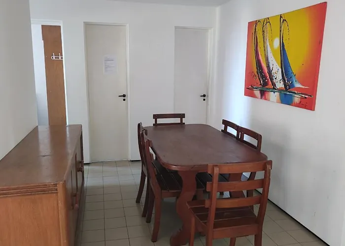 Apto Privado 4º Andar No Edificio Residencial Nautico