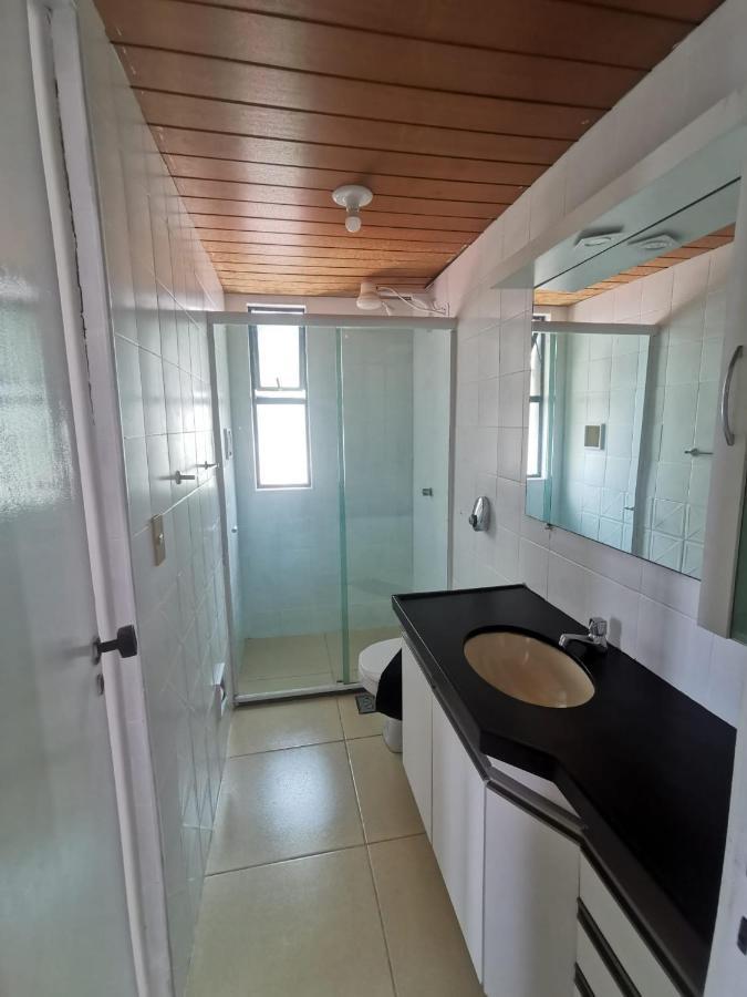 Apto Privado 4º Andar No Edificio Residencial Nautico